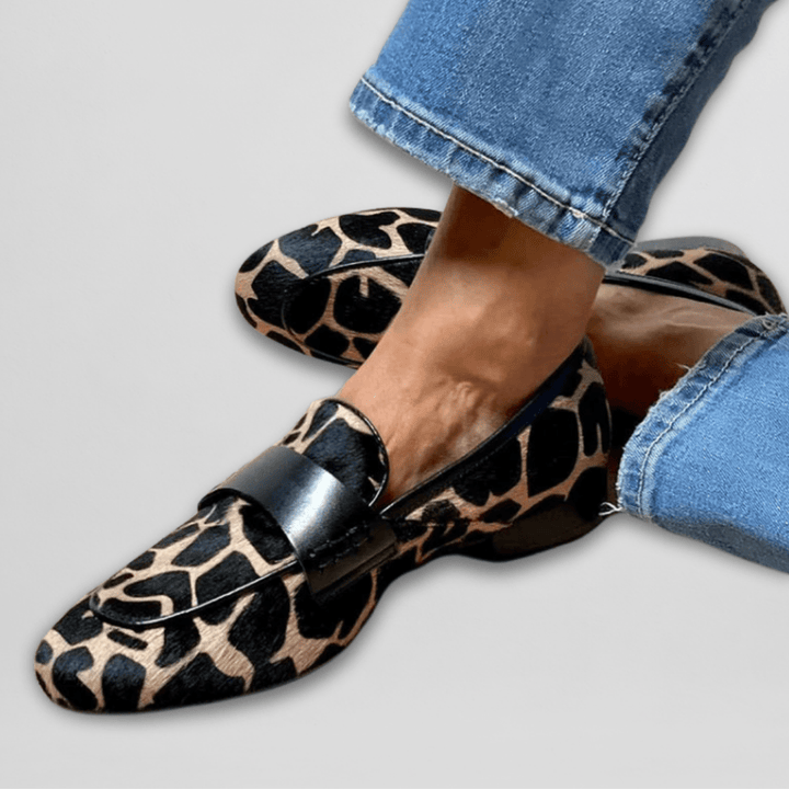 Noemi | Loafers met dierenprint