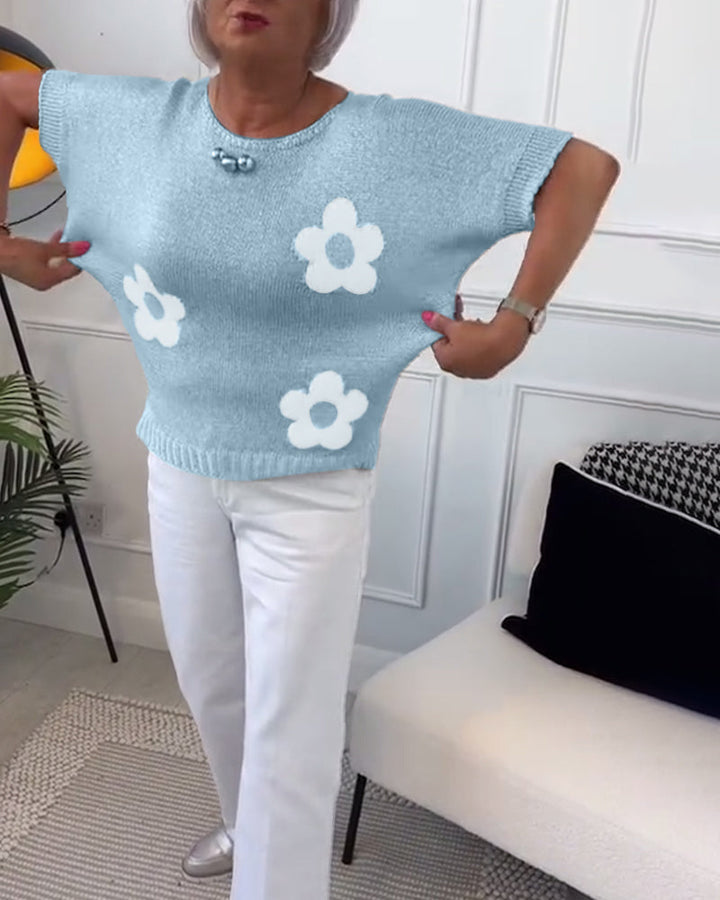 Daisy | Fijngebreide trui met bloemendetail