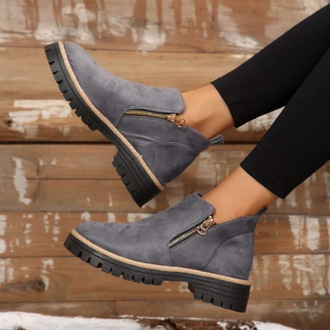 Lyanne | Orthopedische Enkellaarzen met Sterke Hak