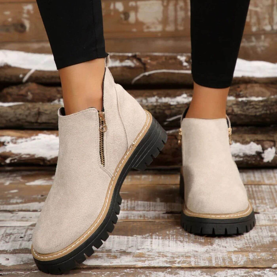 Lyanne | Orthopedische Enkellaarzen met Sterke Hak