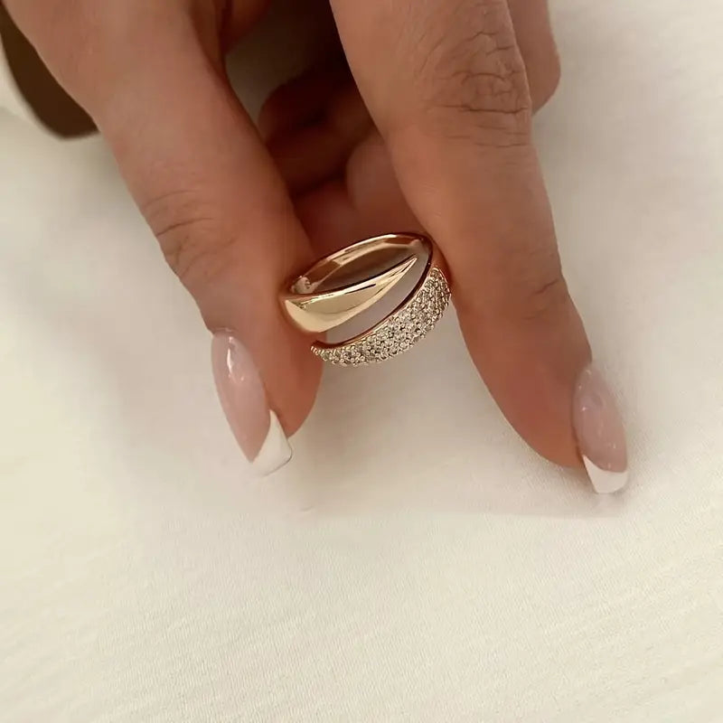 Elegante Gouden Ring met Fonkelstenen